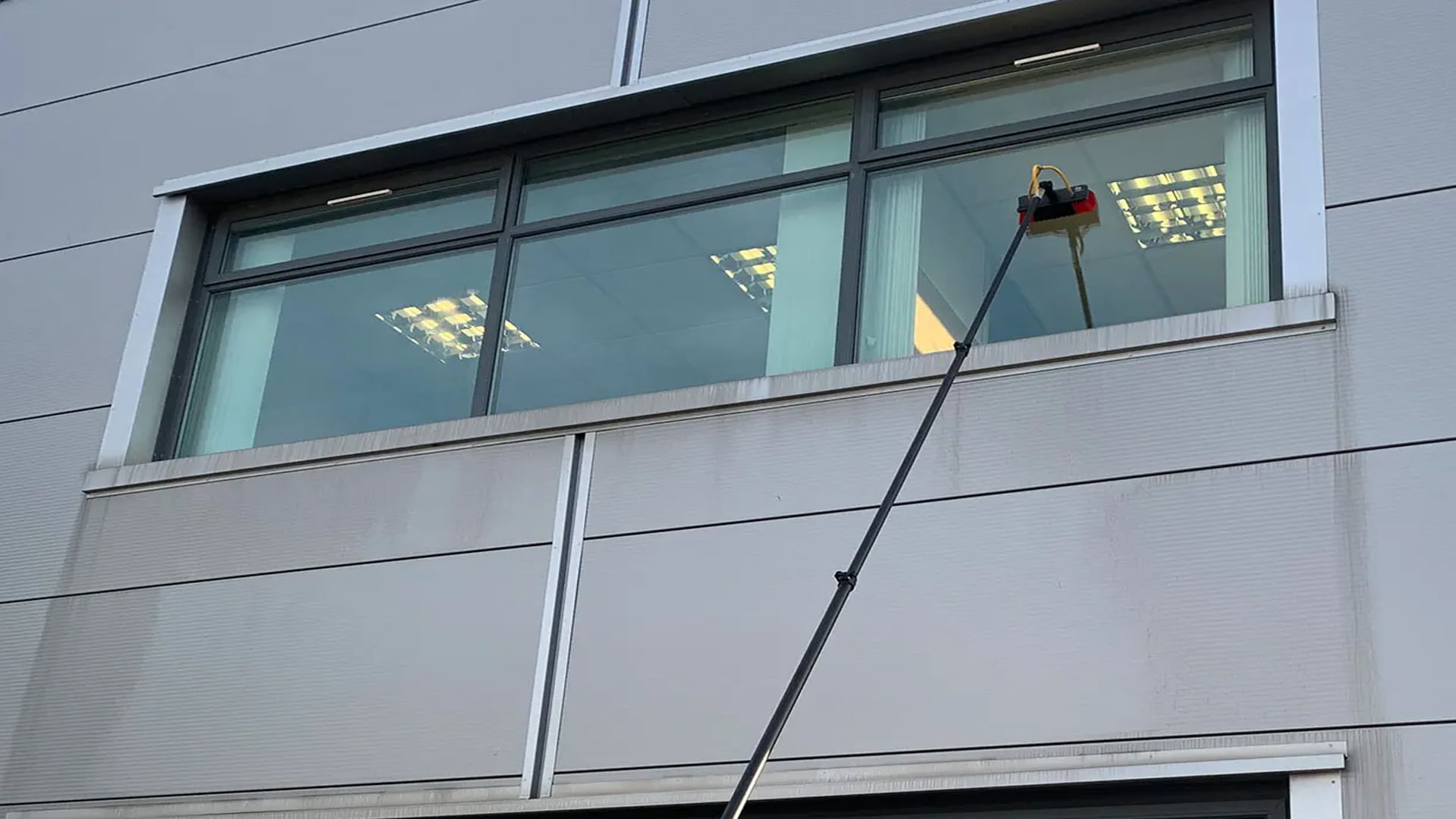 Window Cleaning Banner Image